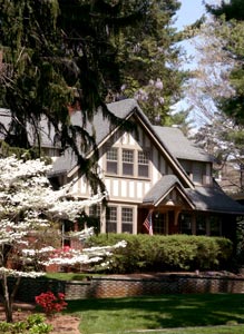 springhouse.00.jpg